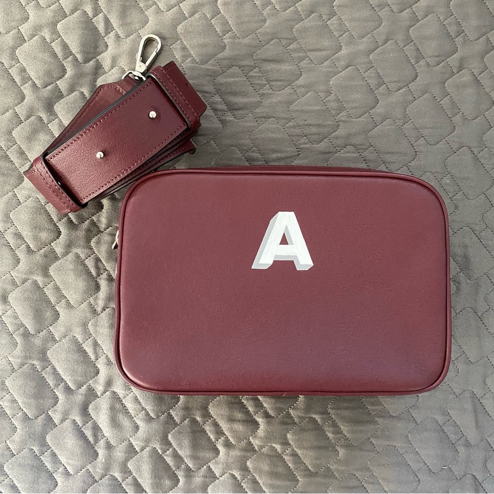 NEW ✅ Leatherology - Meadow Double Zip Camera Bag + Monogram